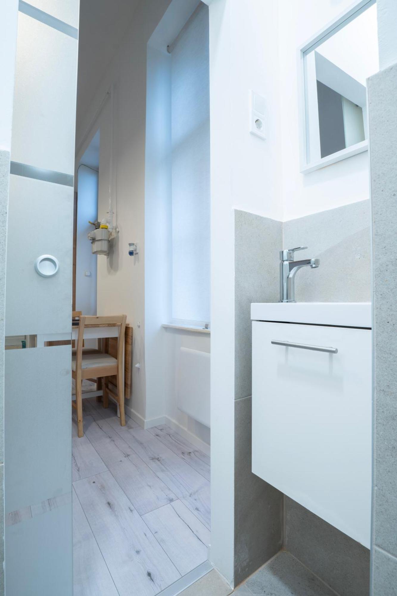 Studio In The Heart Of Party District Ka28 บูดาเปสต์ ภายนอก รูปภาพ